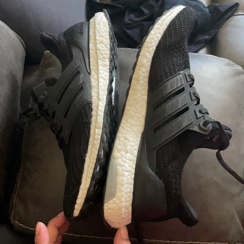 Adidas Ultra boost Size 9 1/2 Men Black